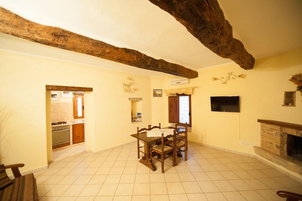 Bed And Breakfast Mblo Fondi Kültér fotó