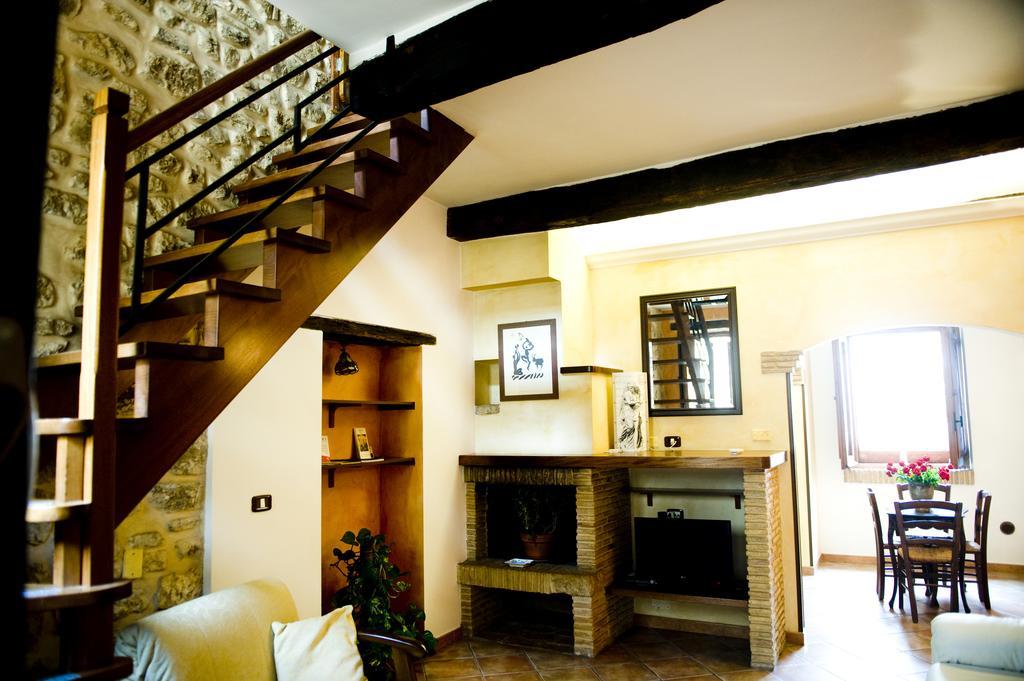 Bed And Breakfast Mblo Fondi Kültér fotó